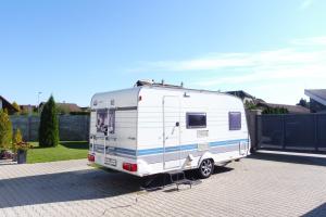 fotoprodukt/velke/hobby-440-sfe-3.jpg